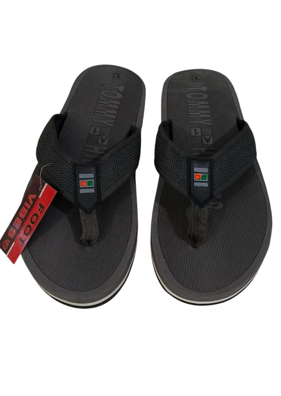 ComfortStride Men's Flip Flop Slippers