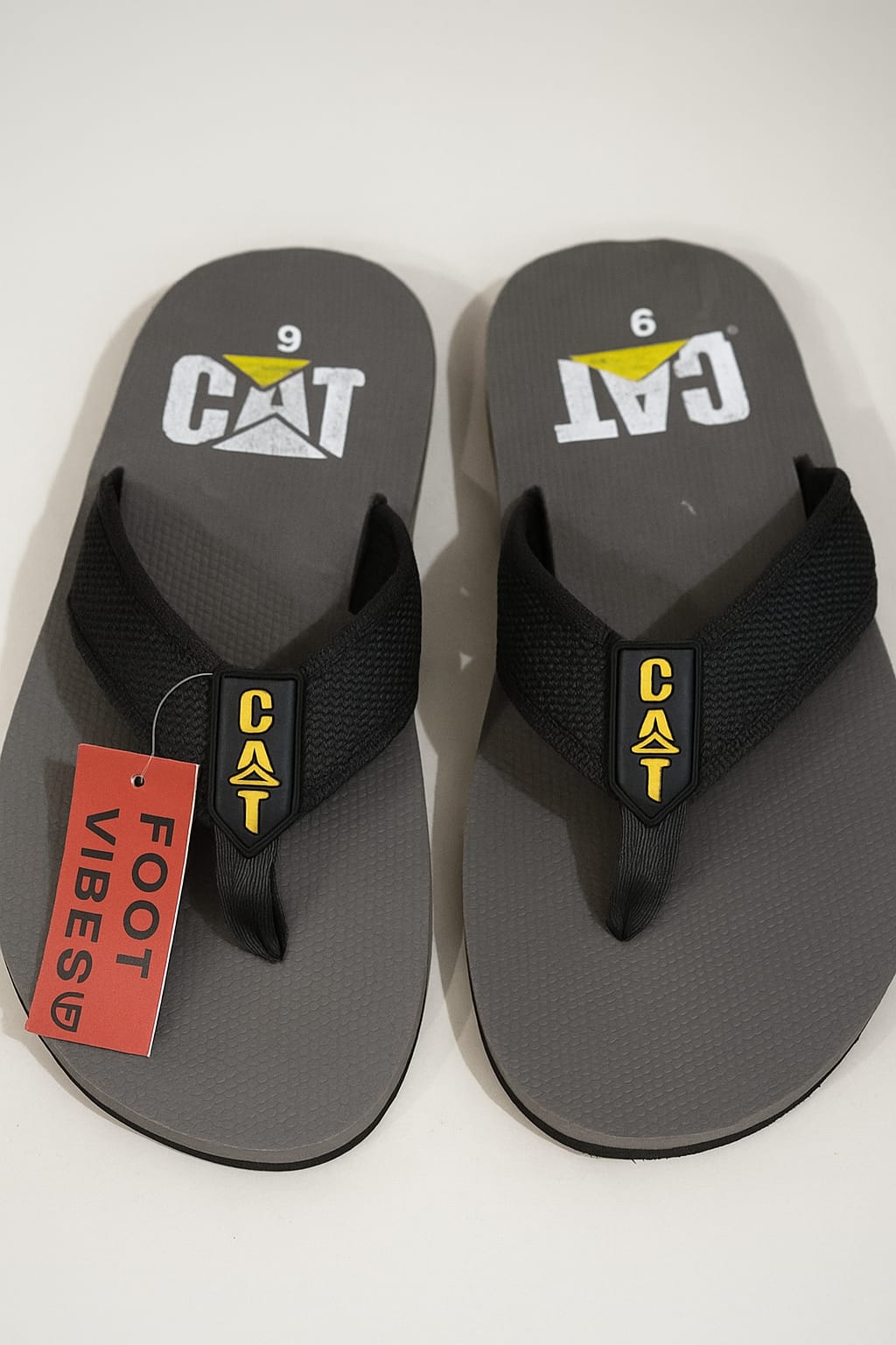 UrbanEase Men's Flip Flop Footwear